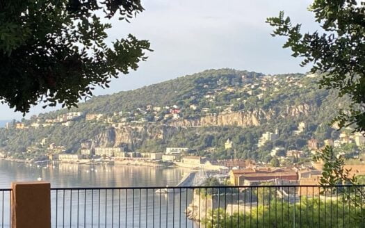 Appartement Moyenne Corniche