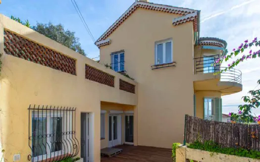 Villefranche/Mer – 3P Rénové – Terrasse et Jardin