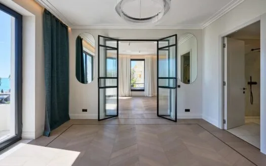 Nice Maison • Promenade